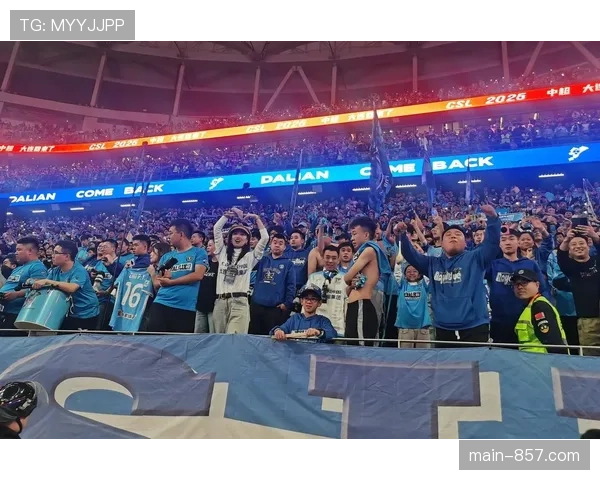 大连英博从降级区逆袭争冠集团 三连胜展现调整能力